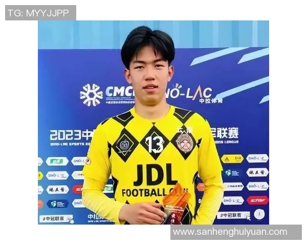 王博豪精彩抢断邓伯什瞬间引发全场欢呼展现出色防守能力 王博豪精彩抢断邓伯什瞬间引发全场欢呼展现出色防守能力