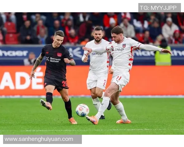 格里马尔多精彩破门助力勒沃库森赢得关键胜利 格里马尔多精彩破门助力勒沃库森赢得关键胜利