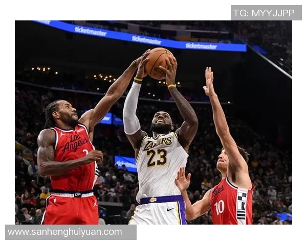 湖人主场力克国王，詹姆斯砍下32分，强势夺冠之路重燃希望