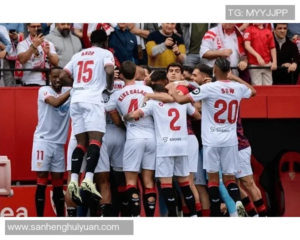 塞维利亚俱乐部成功挽回关键球员,球迷齐齐庆祝 塞维利亚俱乐部成功挽回关键球员,球迷齐齐庆祝